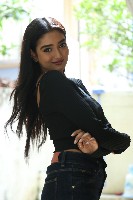 Hrithika Srinivas New Pictures